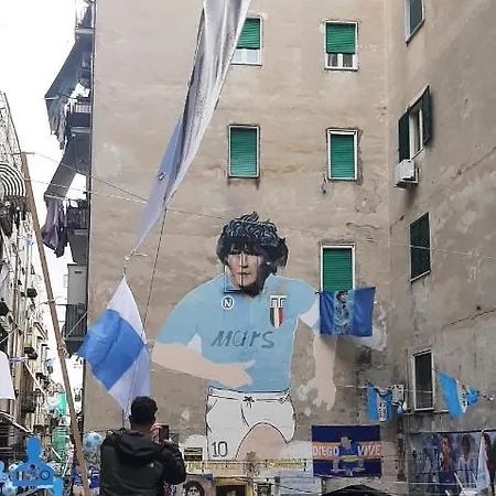 Casa Laura Oliva Mancini Alojamento de Acomodação e Pequeno-almoço Nápoles