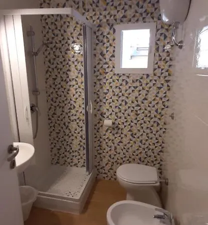 Frühstückspension Casa Laura Oliva Mancini 3*