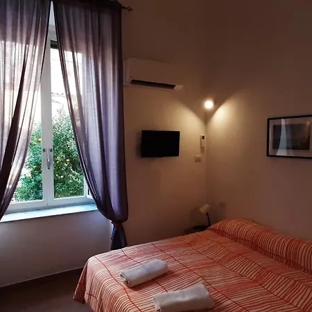 Casa Laura Oliva Mancini 3*