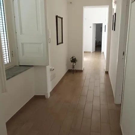 Bed & Breakfast Casa Laura Oliva Mancini Napoli