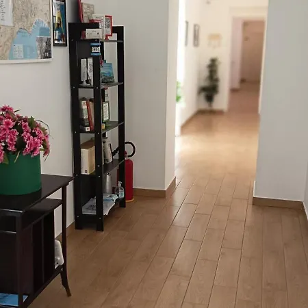 Casa Laura Oliva Mancini 3* Nápoles