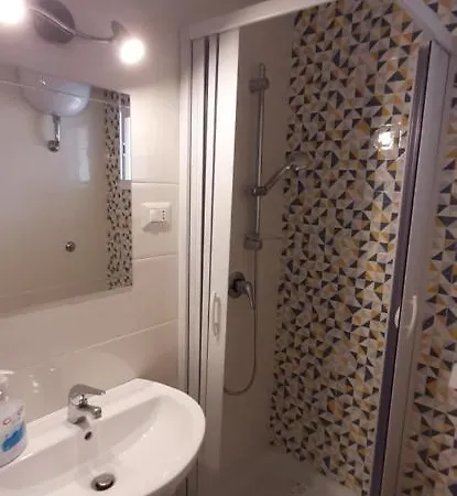 Casa Laura Oliva Mancini 3*