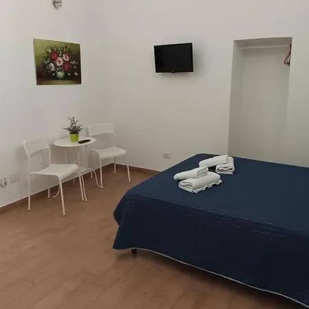 Casa Laura Oliva Mancini Couette-café *